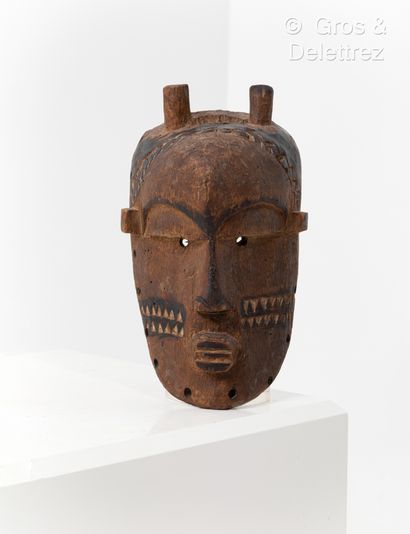 null Biombo, Democratic Republic of Congo
Mask
Wood, pigments
H : 28 cm - W : 15...