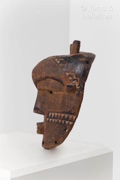 null Biombo, Democratic Republic of Congo
Mask
Wood, pigments
H : 28 cm - W : 15...