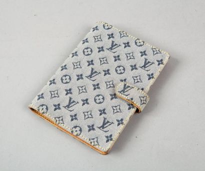 LOUIS VUITTON Couverture d'agenda, portefeuilles, porte-cartes en tissus monogram...