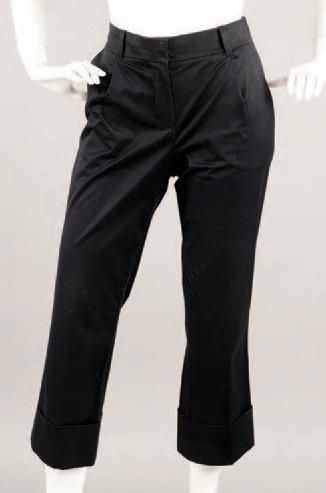 LOUIS VUITTON par Marc Jacobs Pantalon à pinces en gabardine de coton noir, longueurs...
