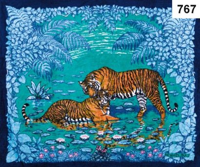 HERMES Paris Twin drap de plage en coton représentant deux tigres dans une forêt....