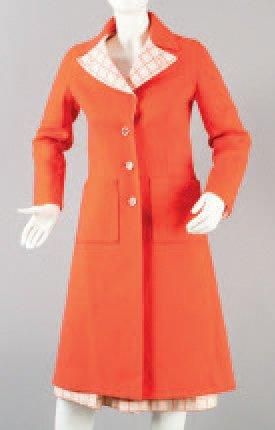 HERMES Sport Manteau en laine orange, col cranté, simple boutonnage à trois boutons,...