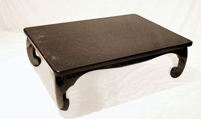 null Table basse en bois laqué (Wakasa nuri) Epoque Taisho 105x74x32cm