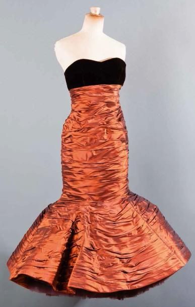 Christian LACROIX Haute couture Automne-Hiver 1987-1988 Robe de cocktail, modèle...