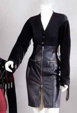Jean-Paul GAUTIER circa 1985-1987 Robe noire, haut en jersey de laine faisant gilet,...