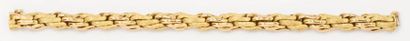 TIFFANY & CO Bracelet souple en or jaune mat et poli. Signé Tiffany & Co. P. 73,...