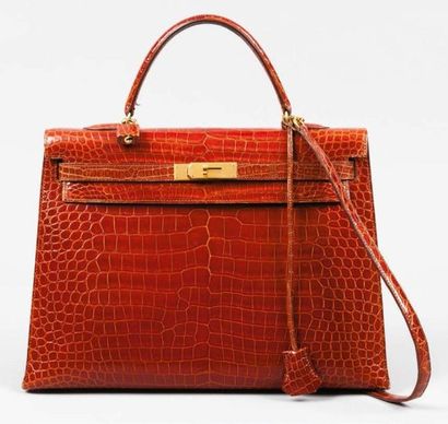 HERMÈS Paris made in France Année 1992 Sac "Kelly" 36cm en crocodile porosus étrusque,...