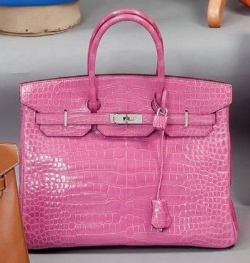 HERMÈS Paris made in France Sac "Birkin" 35 cm en crocodile porosus rose Tyrien,...