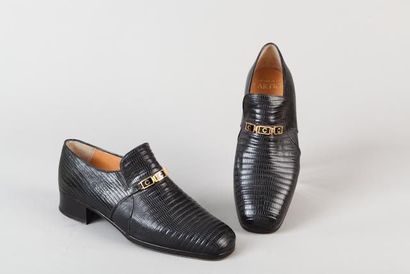 CLARENCE Paire de mocassins pour homme en lézard noir, taille 6, empeigne ornée du...