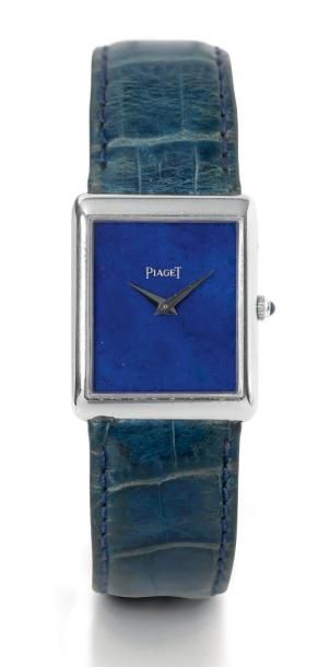 PIAGET N°9150/551055 vers 1970 Montre bracelet en or blanc. Boîtier rectangle. Cadran...