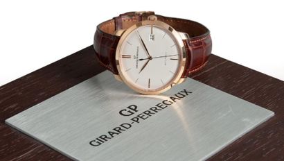 GIRARD PERREGAUX GP 1966 N°2567 vers 2010 Belle montre bracelet en or rose. Boîtier...
