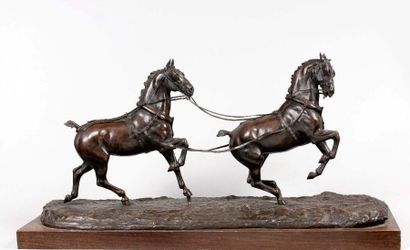 Georges MALISSARD (1877-1942) Tandem de chevaux Hackney Groupe en bronze à patine...