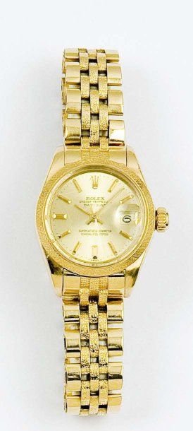 ROLEX «Datejust» Bracelet-montre de femme en or jaune, date Mouvement automatique....