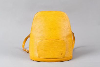 LOUIS VUITTON Sac à dos"Gobelin" en cuir épi et cuir jaune, fermeture éclair, bretelles...