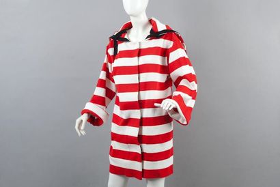 Jean Charles de CASTELBAJAC Manteau en coton et élasthanne à rayures rouge, blanc,...