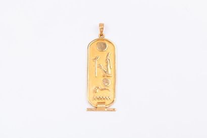 Pendentif «Cartouche Égyptien» en or jaune....