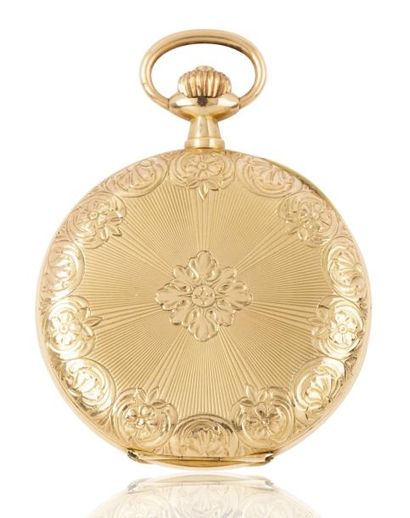 LONGINES N°2447402 vers 1900 Belle montre de poche savonnette en or. Boîtier rond....