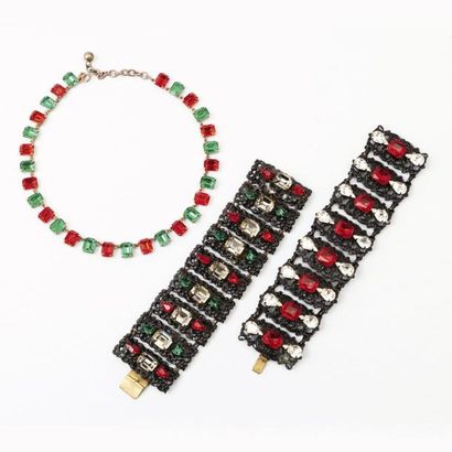 Yves SAINT-LAURENT haute-couture circa 1980 Lot composé de deux bracelets articulés...