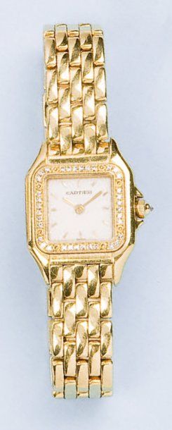 CARTIER : « Panthère » : Bracelet-montre de femme en or jaune, la lunette sertie...