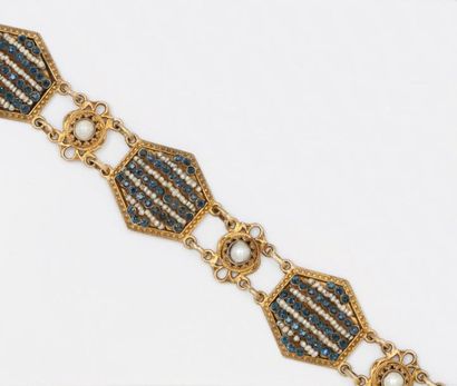 Bracelet articulé en vermeil orné de perles...