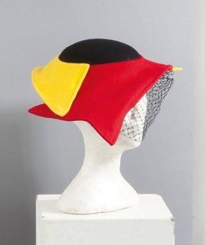 PAULETTE circa 1980 Chapeau déstructuré en feutre tricolore, rouge, jaune, calotte...