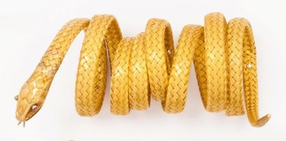 Bracelet «Serpent» en or jaune tressé. Les...