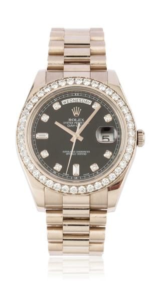 ROLEX DAY-DATE II, réf. 218349, n° V747447, vers 2012 Belle et grande montre bracelet...