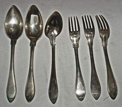 null Trois couverts en argent, la spatule lancéolée chiffrée.Belgique, 1831-1868...