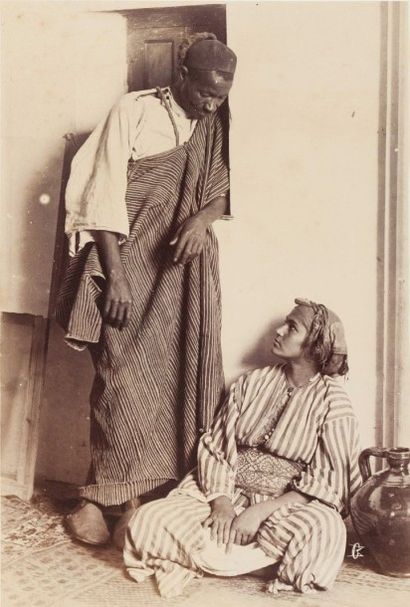 Cavilla & Molinari Maroc, c. 1880. Tanger. Les fileuses. Couple de marocains. Deux...