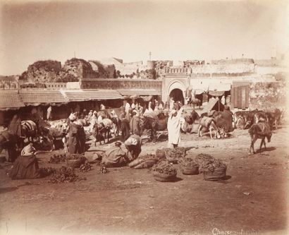 A Cavilla Maroc, c. 1880. Tanger. Fantasia, Grand Socco. Fantasia pédestre au Petit...