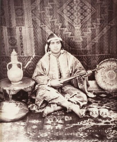 Auteurs non identifiés Maroc, c. 1870-1880. Femmes marocaines et femme juive dans...