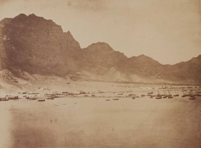 Coutinho Brothers Officiers britanniques et divers Yémen, c. 1880-1900. Aden. Vues...