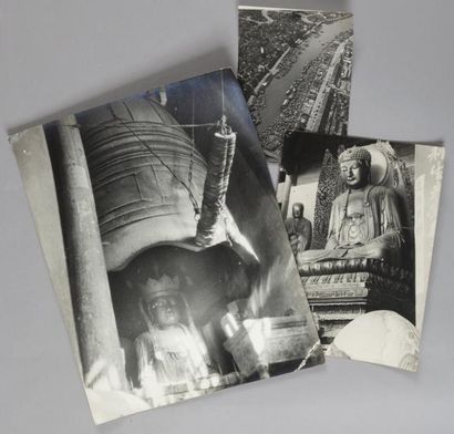 null [CHINE] Jean SALZE. Photographie de l'intérieur de la Pagode Lung Hua à Shangai....