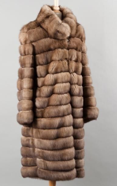 ANONYME Exceptionnel manteau réversible en cuir taupe et Zibeline blonde Tortora...