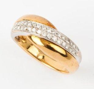null Bague «Tresse» en or de deux couleurs ornée d'un pavage de diamants taillés...