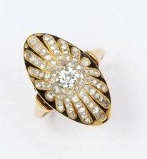 null Bague en or jaune émaillé ornée d'un diamant taillé en brillant dans un entourage...