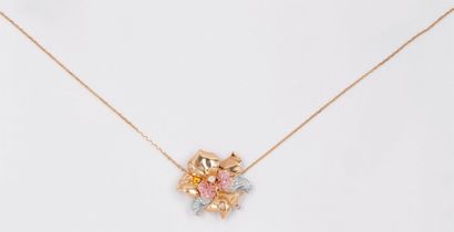 CARTIER Chaîne et broche-pendentif «Orchidée» en or de deux couleurs ornée d'un diamant...