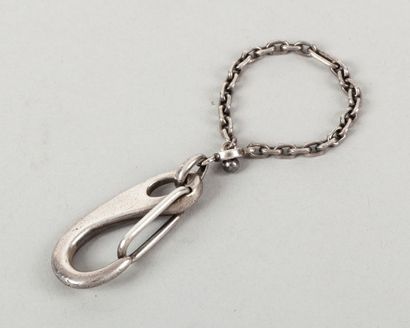 HERMÈS Paris made in France Porte clefs en argent 925 millième figurant un mousqueton...