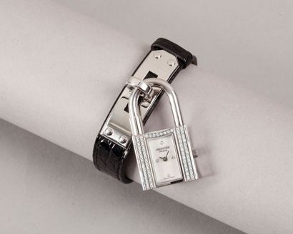 HERMES Paris Swiss made n°KE1.230/2506903 Rare montre «Kelly» en acier pavé de brillants...