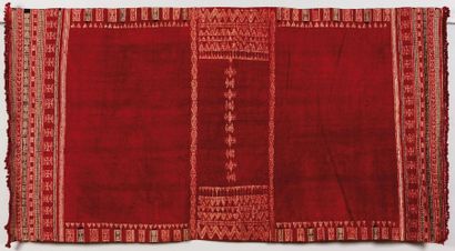 null Tissage Bakhnug, Tunisie A Tunisian Bakhnug woven blanket with a nice red ground...