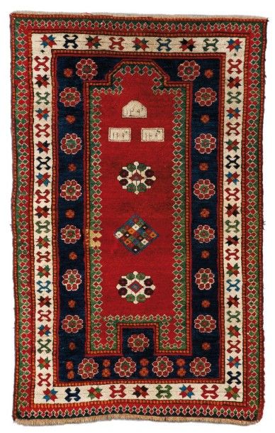 null Tapis Kazak de priere, Caucase A 19th century Kazak Caucasian prayer rug Décor...