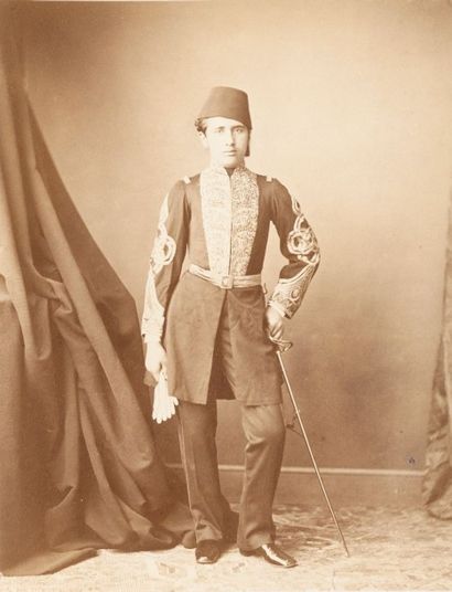 Paul BERTHIER (1822-1912) Officier égyptien, 1865. Épreuve sur papier albuminé contrecollée...