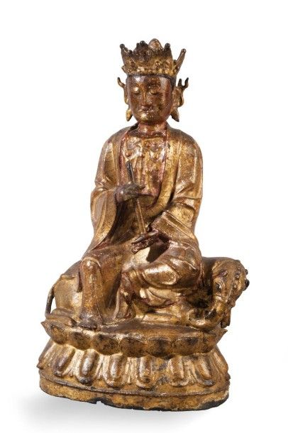 null Important groupe en bronze laqué or et rouge représentant un boddhisattva, les...