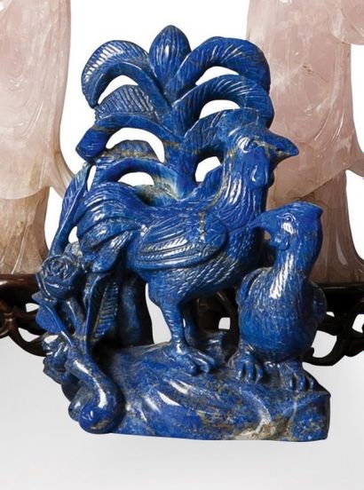 null Groupe en lapis lazuli représentant un coq et une poule Chine, Haut: 15,5 c...