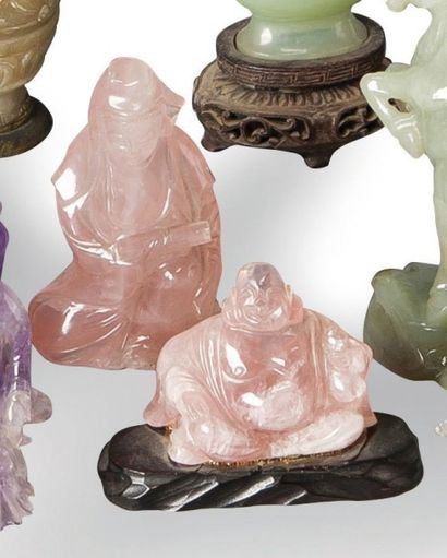 null Deux statuettes en quartz rose représentant un Bouddha et Guanyin Chine, vers...