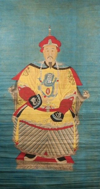 null Importante peinture sur papier représentant l'empereur Qianlong assis sur son...