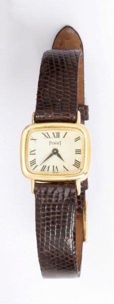 PIAGET Montre bracelet en or jaune. Cadran blanc, chiffres romains. Mouvement duoplan....