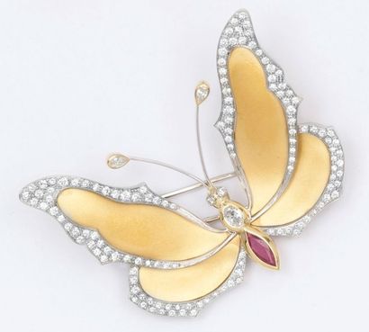 null Broche «Papillon» en or jaune et or gris amatis ornée de diamants taillés en...