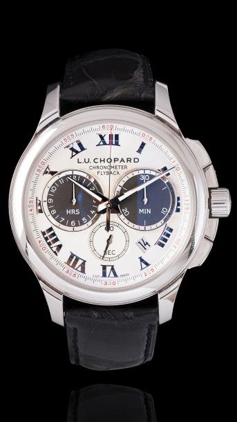 CHOPARD LUC 
Grand chronographe bracelet en or blanc 18k(750). Boitier rond, fond...