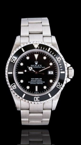 ROLEX SEA-DWELLER Réf. 16600 vers 1991 

Belle montre bracelet de plongée en acier....